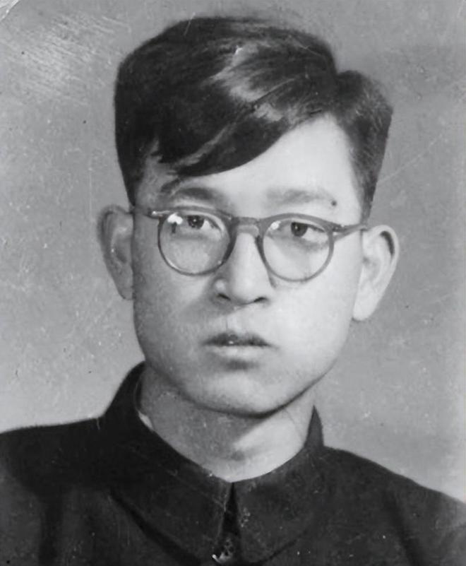 是挚友女婿是著名社会评论家司马南AG旗舰厅网站他曾任作协副主席跟(图5)