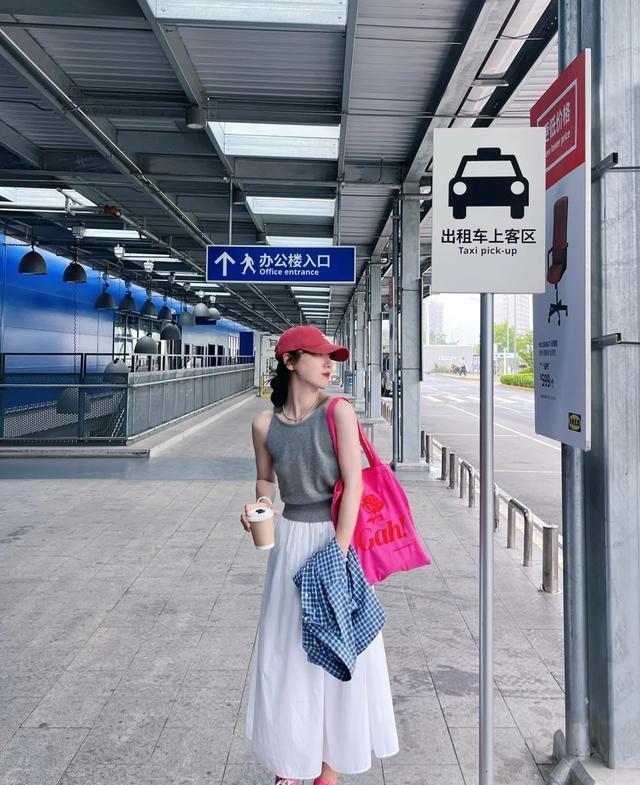 双鞋时髦凹造型全靠它你一定有一双AG旗舰厅平台今年春夏不能没有这(图6)